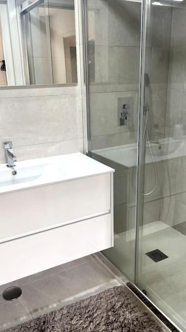 Flat Moderno E Em *